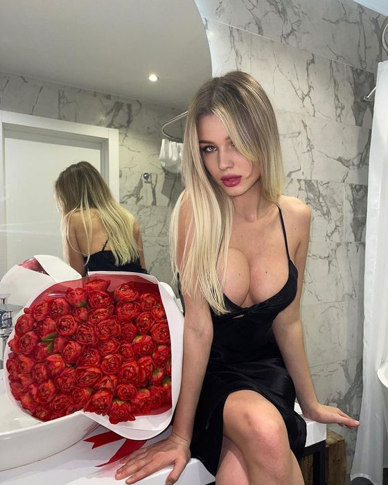 Ночные бабочки Мурманска: За кулисами интимного досуга Ночные бабочки Мурманска: За кулисами интимного досуга